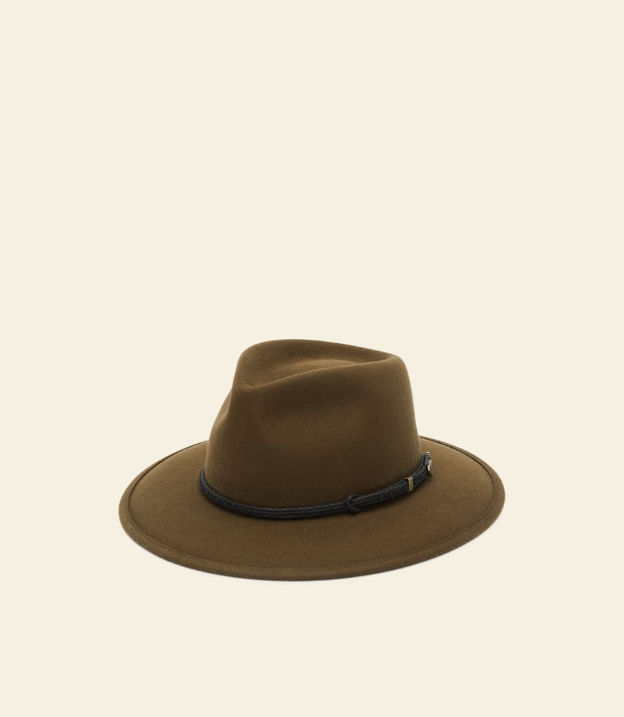 cappello da viaggiatore akubra