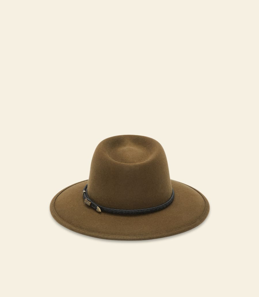 cappello da viaggiatore akubra