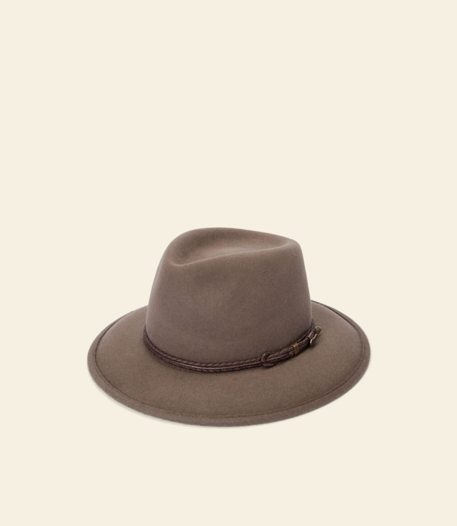 cappello da viaggiatore akubra